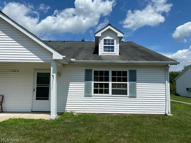 105A Fairways Dr #105-A — Photo 11