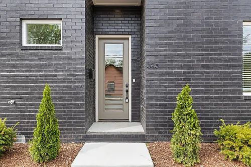 1st image of 323 Douglas Ave
