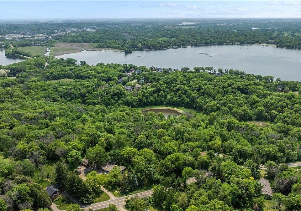 1st image of 17 Judicial Rd