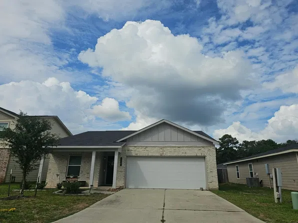 15561 Briar Forest Dr, Conroe, TX 77306