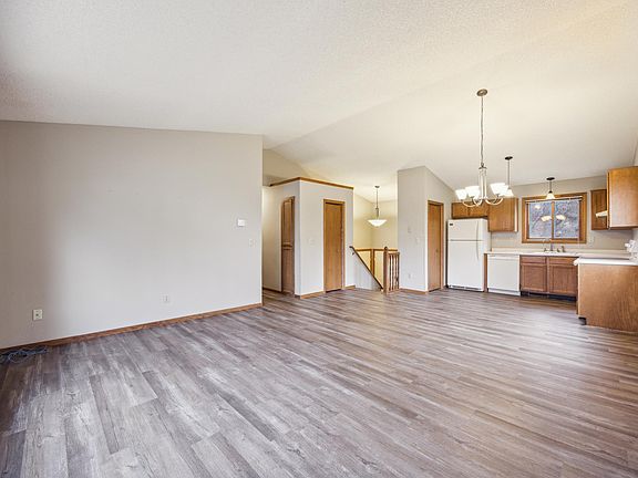 4th image of 1053 1st Ave N