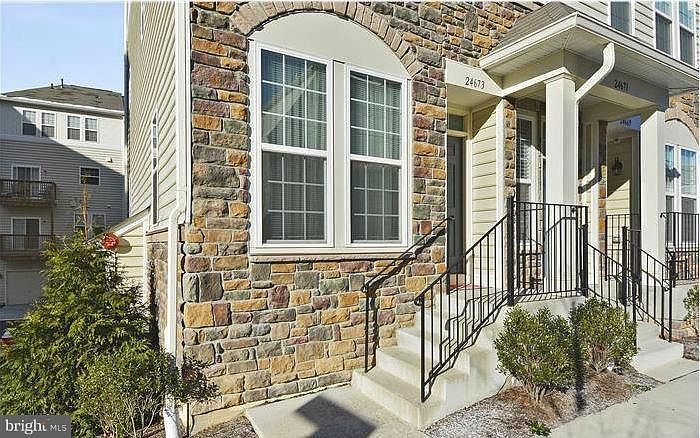 2nd image of 24673 Byrne Meadow Sq #Na