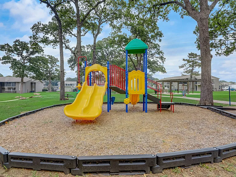 Playground _ Oak Park Apartments