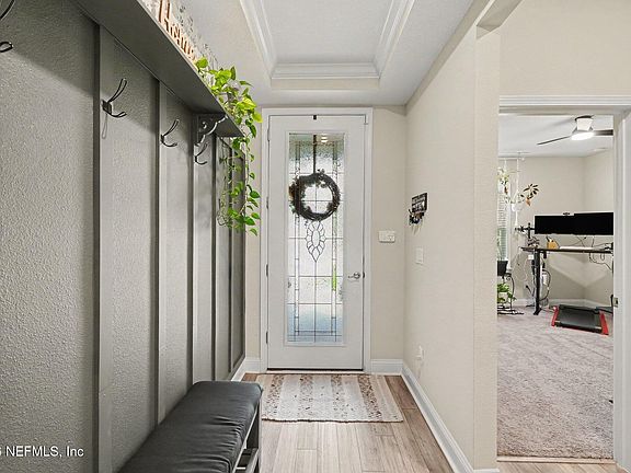 3rd image of 3229 CROCUS Lane
