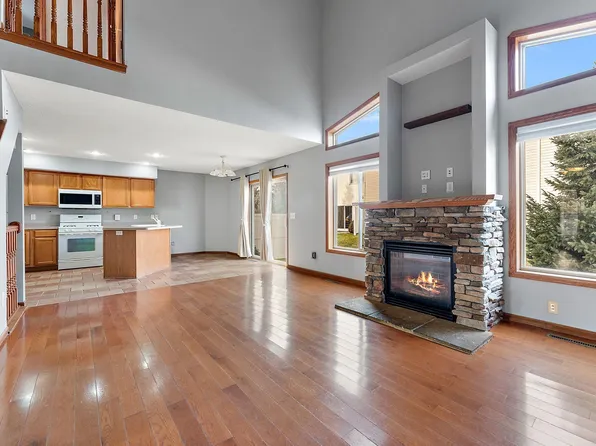 713 Bradbury Cir, Jordan, MN 55352