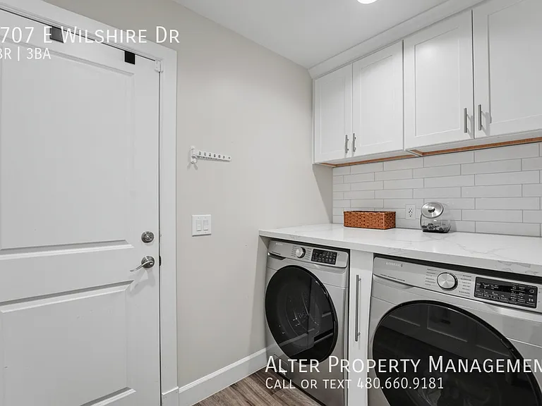 4707 E Wilshire Dr — Photo 9