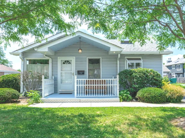 712 S Finley Rd, Lombard, IL 60148