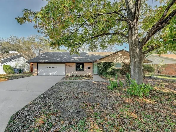 2206 Remuda Trl, Austin, TX 78745