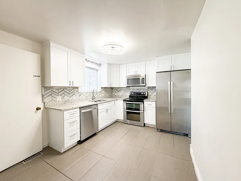 1333 E 4170 S — Photo 12