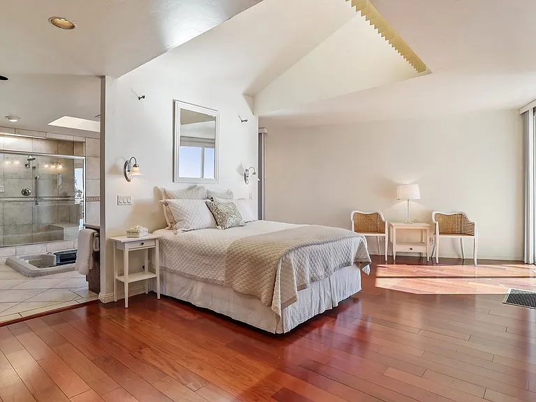 1177 Avenida Amantea — Photo 18