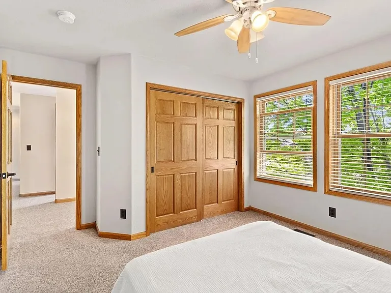 4601 Twin Peaks Dr — Photo 23