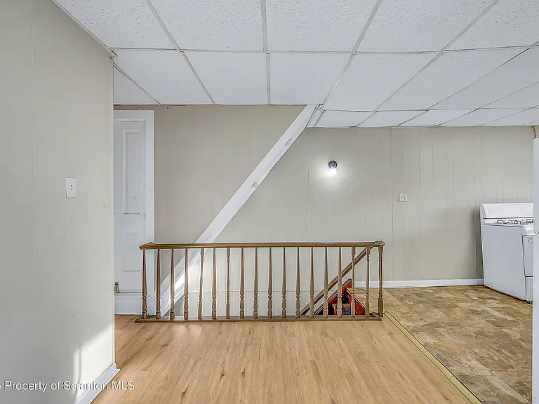 1011 Washburn St #2 — Photo 7