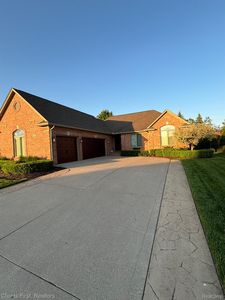 50382 Greycoat Ln, Macomb, MI, 48044