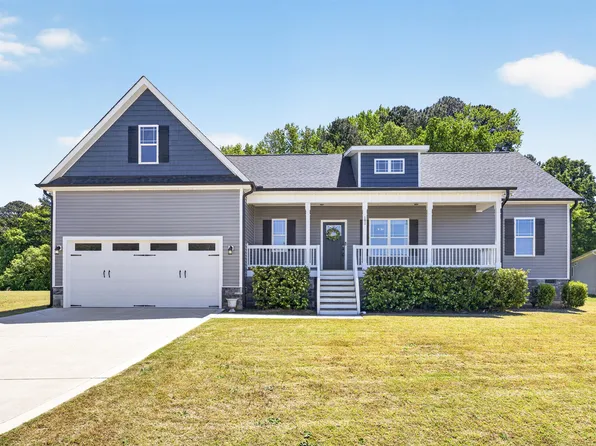 191 Stratocastor Dr, Zebulon, NC 27597