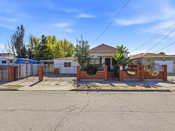4th image of 5619 Harmon Ave