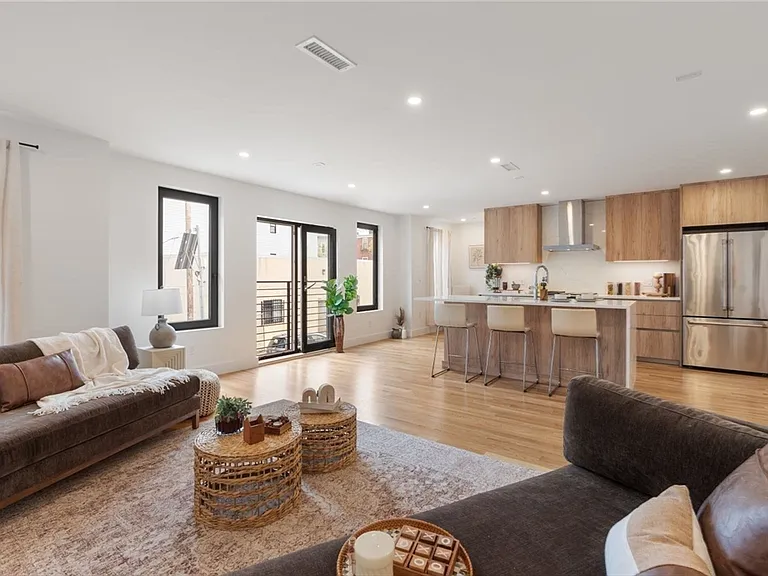 6 Gen Devine Way #1 — Photo 3