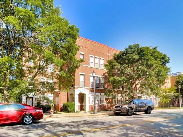 (undisclosed Address), Evanston, IL 60202