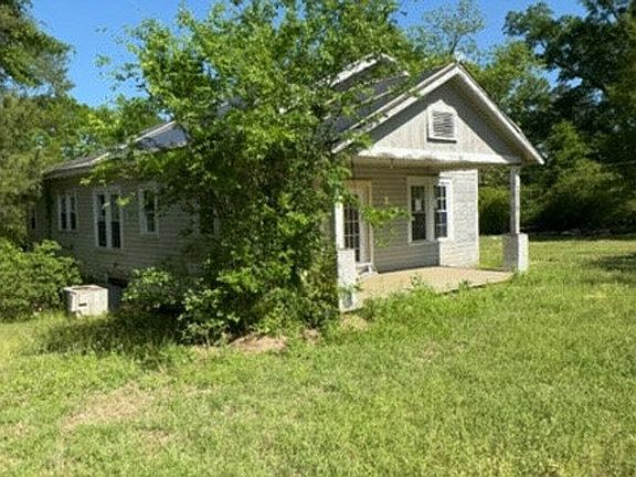 3rd image of 2918 Old Marion Rd