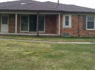 49104 Milford Ct, Shelby Township, MI 48315