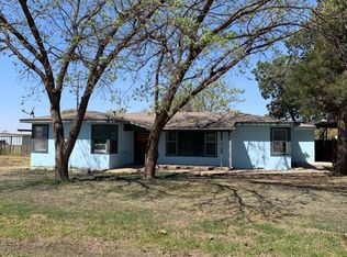 1005 W Jean St, Slaton, TX 79364