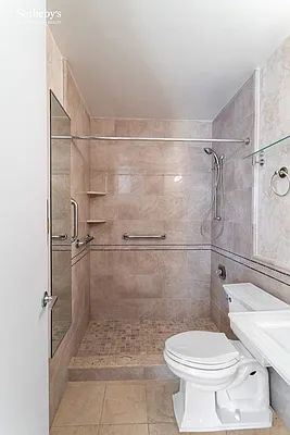 Sold by Sotheby's International Realty | media 19