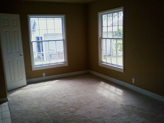 2nd image of 5340 Fairview Ave