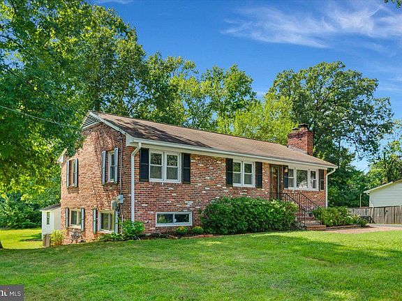 3rd image of 8417 Leland Rd