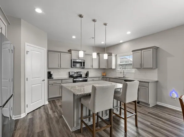 1429 Kingbird Dr, Clarksville, TN 37040