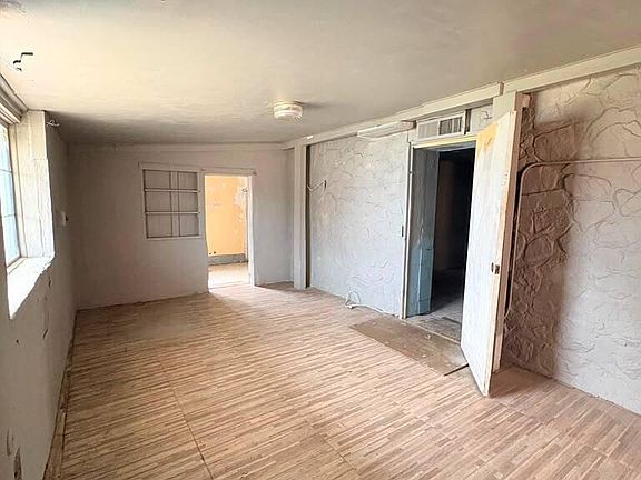 3rd image of 5304 Rosa Ave