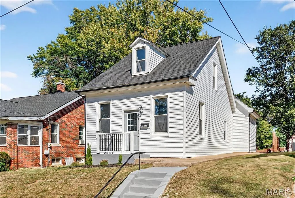 731 State St photo 1