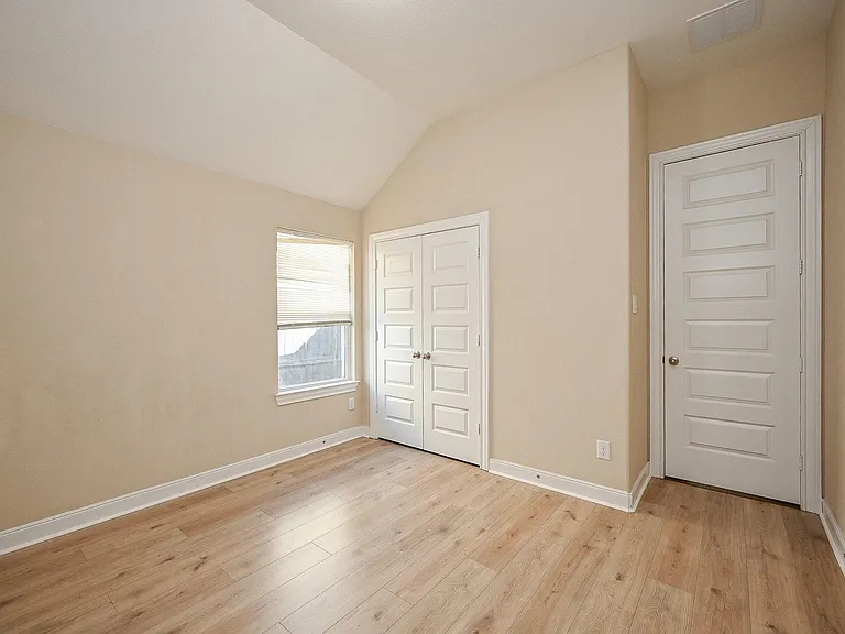5823 Hillside River Ln — Photo 17