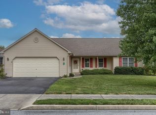 106 Arbor Dr #L-0421, Myerstown, PA 17067