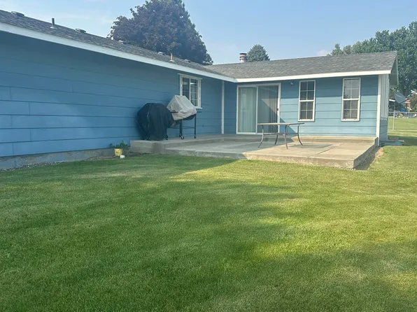 1011 S Sundance Rd, Othello, WA 99344