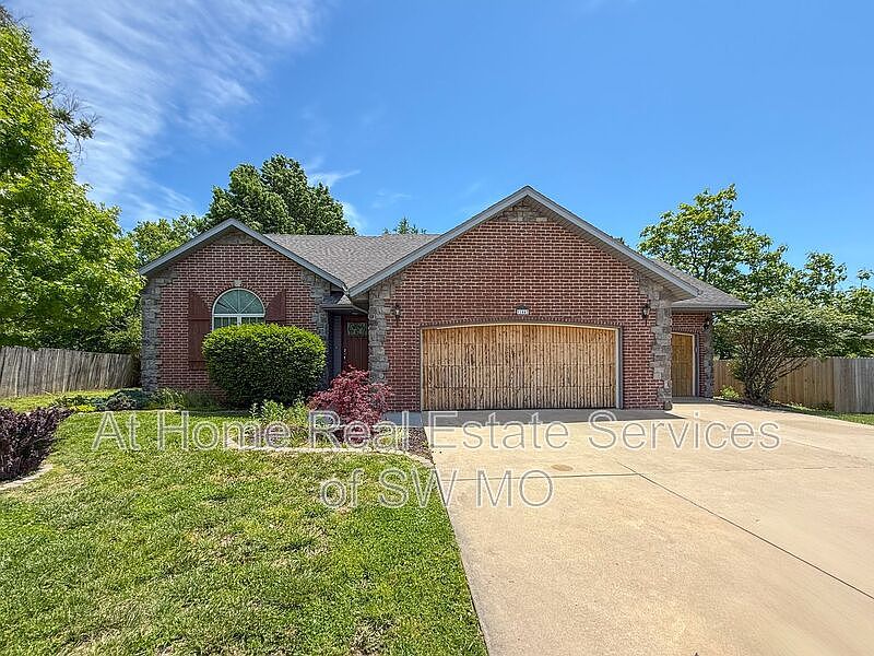 1st image of 144 S Cedar Heights Dr