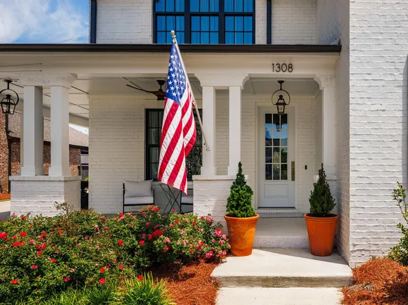1308 Severn Way, Birmingham, AL 35244
