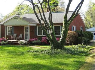 1101 Pierson Dr, Charlotte, NC 28205