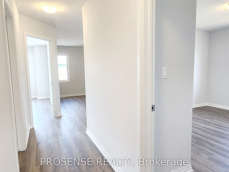 15 Samuel Ave — Photo 13