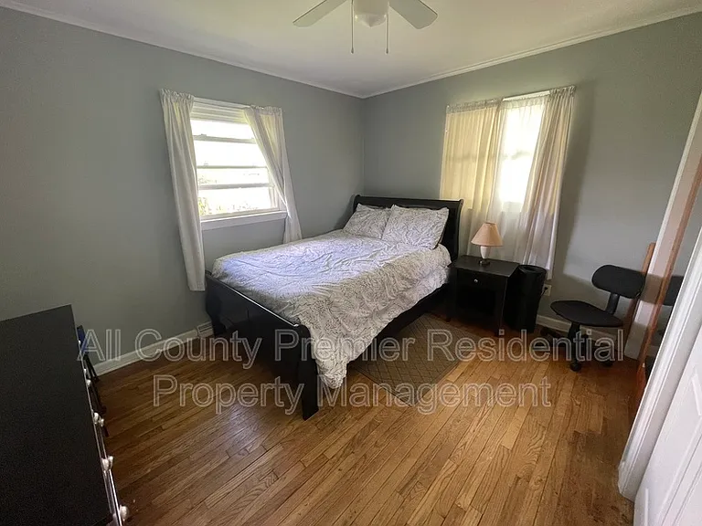 130 Hazel Ave — Photo 6