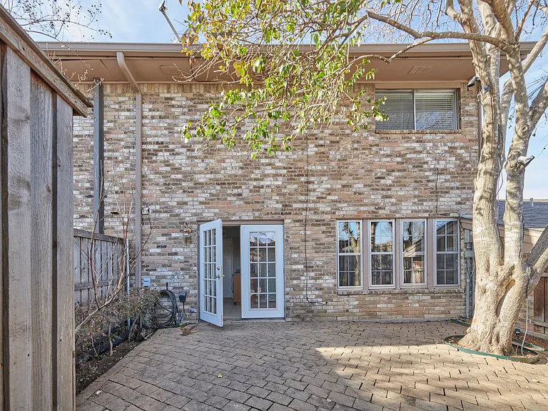 10714 Pagewood Dr — Photo 31
