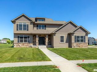 5701 Emily Rd, Bettendorf, IA 52722