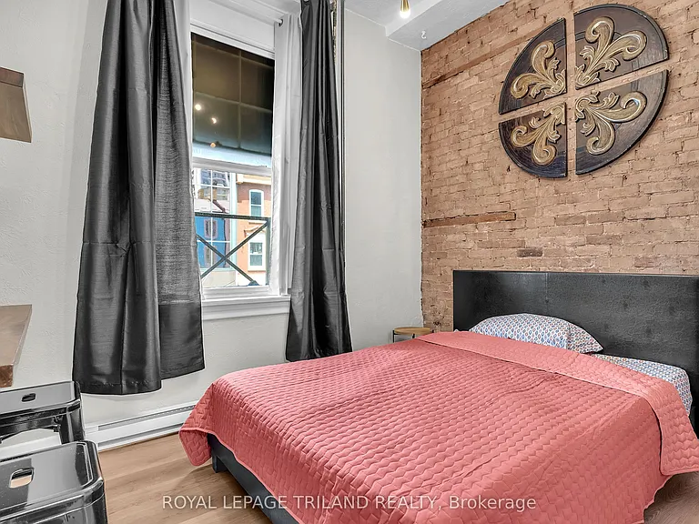 111 Dundas St #1 — Photo 11