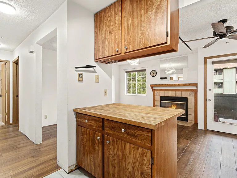720 City Park Ave #B223 — Photo 6