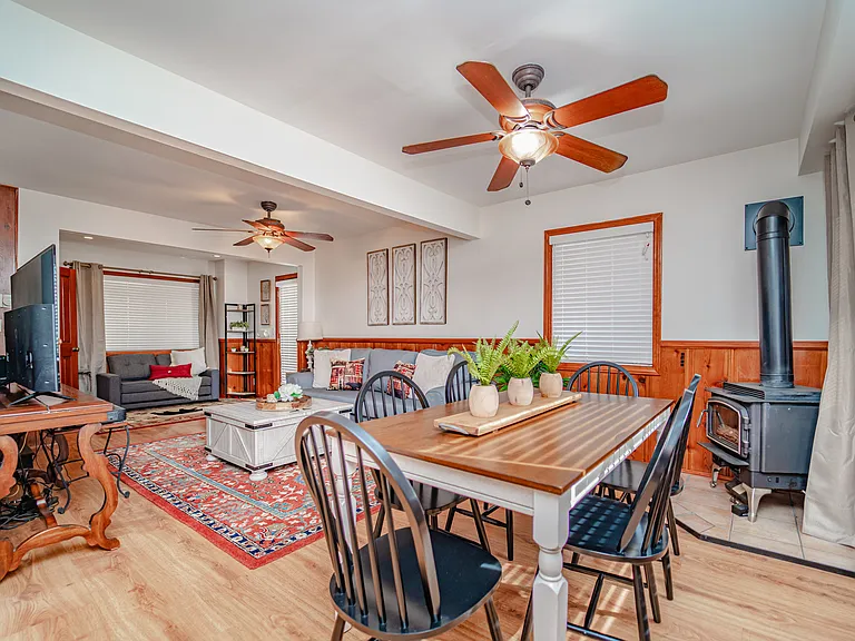 883 Kuffel Canyon Rd — Photo 8