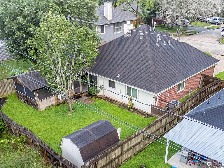 3503 Riverside Dr — Photo 25