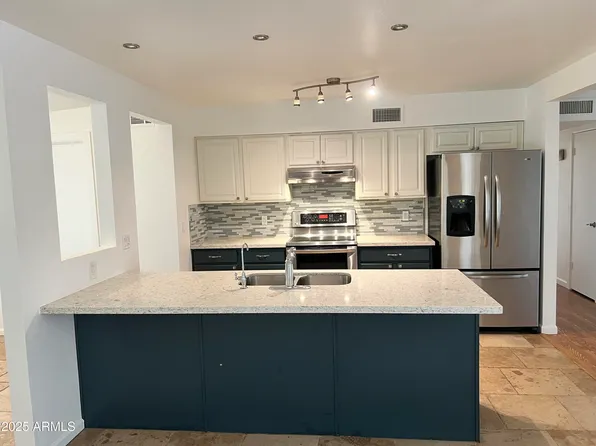 2838 E CONTESSA Street, Mesa, AZ 85213