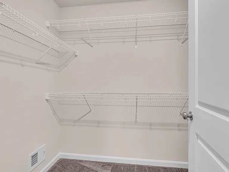 29 Extrovert Dr — Photo 12