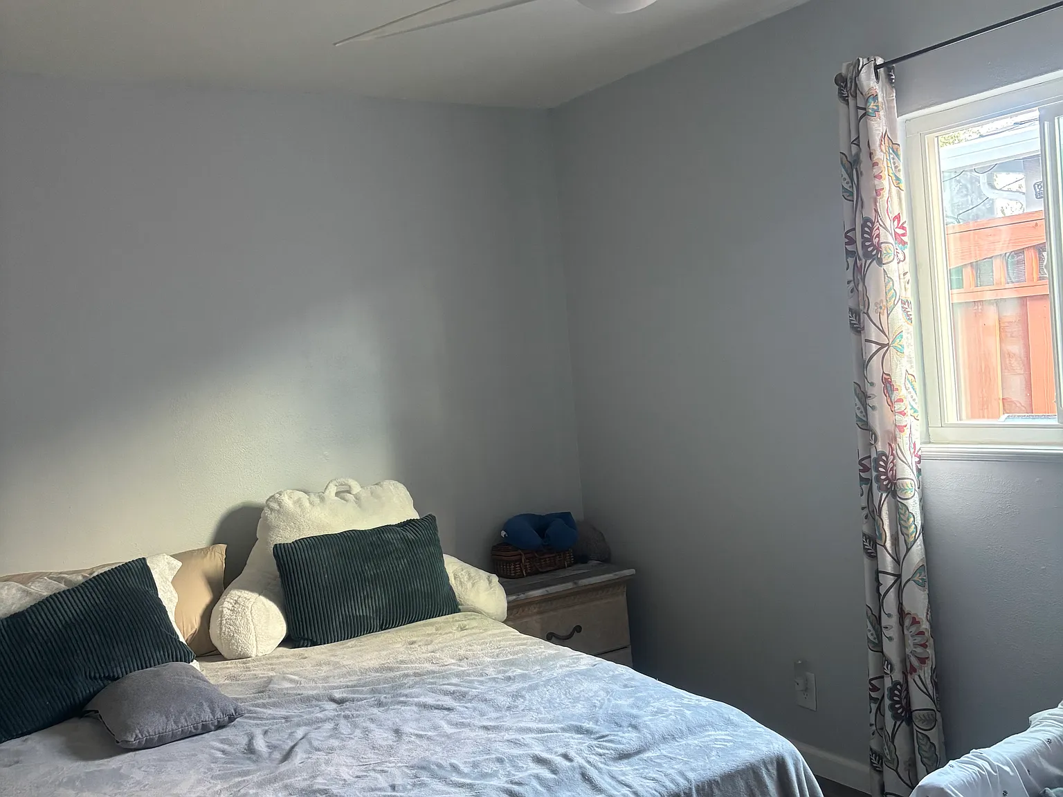 3 bed, 1.5 bath, 1140 sqft, $4,500 — Photo 4