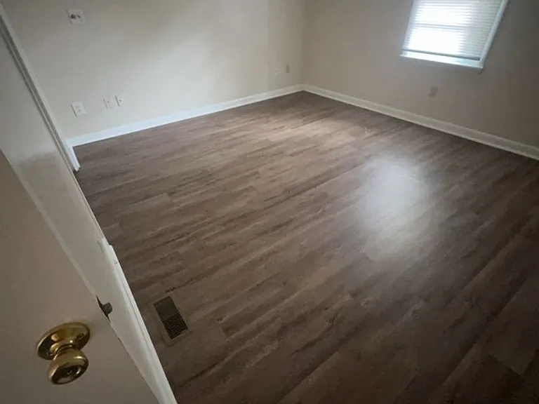 1267 Phillips Dr — Photo 23