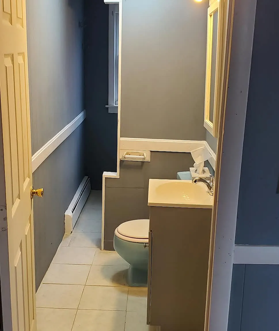 3 bed, $2,000 — Photo 2