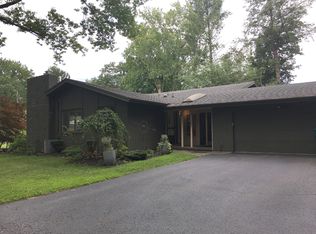 599 Saint Ritas Ct, Webster, NY 14580
